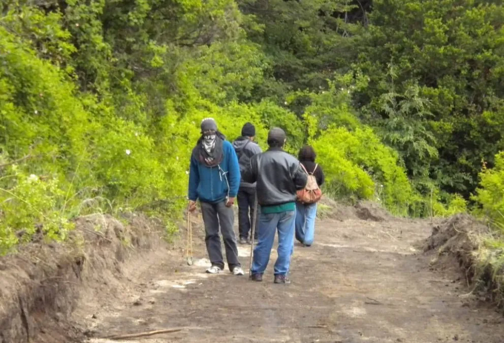 En medio del creciente reclamo territorial, debatirán sobre “la amenaza” de crear una nación Mapuche