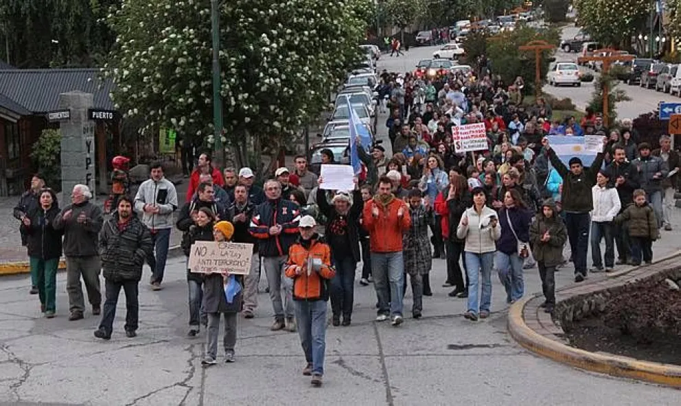 8N: la protesta también se sintió en La Angostura