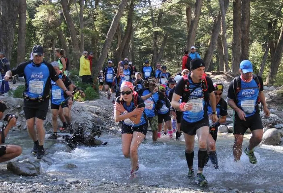 Presentaron un proyecto para declarar a La Angostura como Capital provincial del Deporte de Montaña
