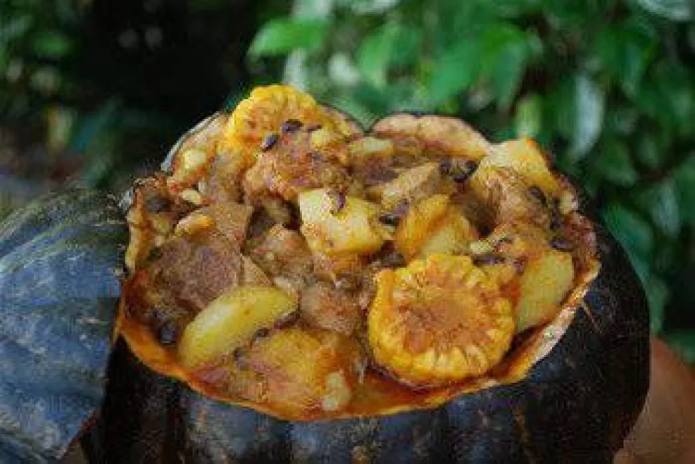 Tradición en la mesa: "Carbonada" o "guiso criollo" para el 25 de mayo