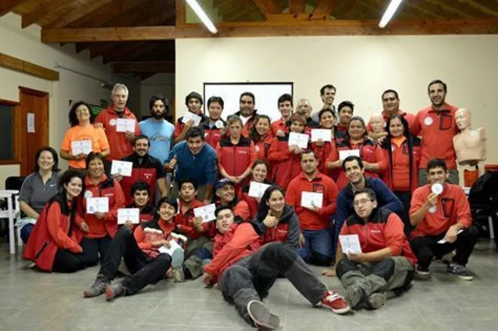 El Grupo de Rescate realizó capacitación en primeros auxilios en Ambientes Naturales