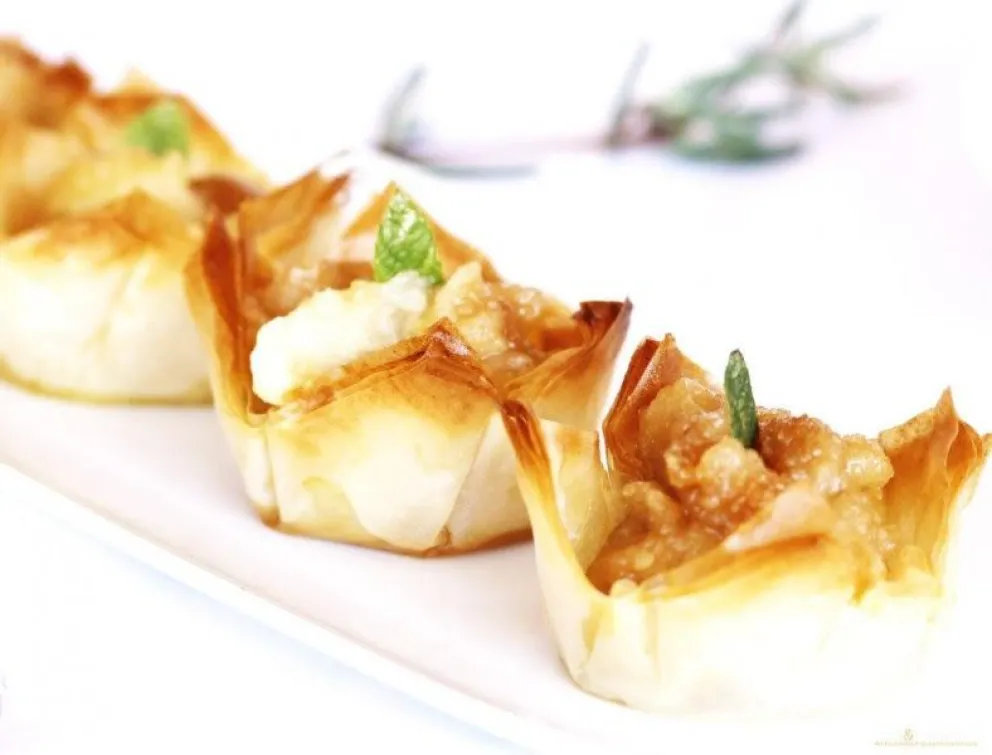 Postre fácil y rico: Canastitas de hojaldre de manzana