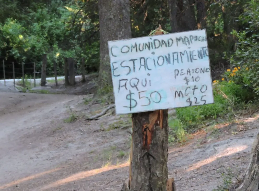 Aseguran que desde Turismo desalientan las excursiones a la Cascada Inacayal, Belvedere y Correntoso