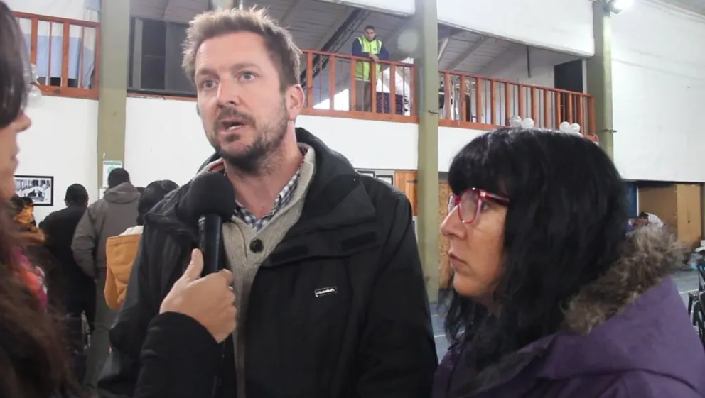 El Ministro Facundo Lopez Raggi y la subsecretaria de Recursos Forestales, Amalia Sapag.