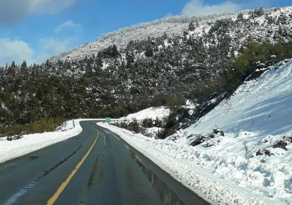 Por el Alerte Meteorológico, a las 20 cierra la circulación en la Ruta 7 Lagos