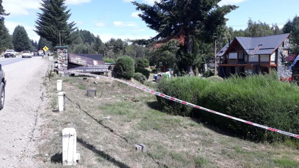 Murió un vecino de Villa La Angostura al chocar con su moto en la ruta 40