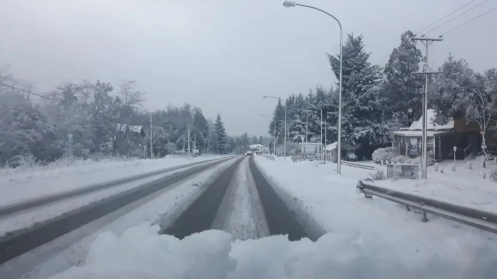 Consejos sobre cómo conducir en calzadas con hielo y nieve