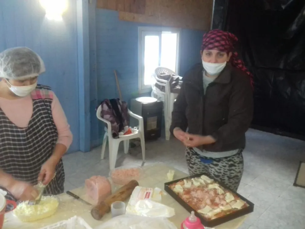 El comedor y merendero de la comunidad Paicil Antriao entrega viandas a unas 52 personas