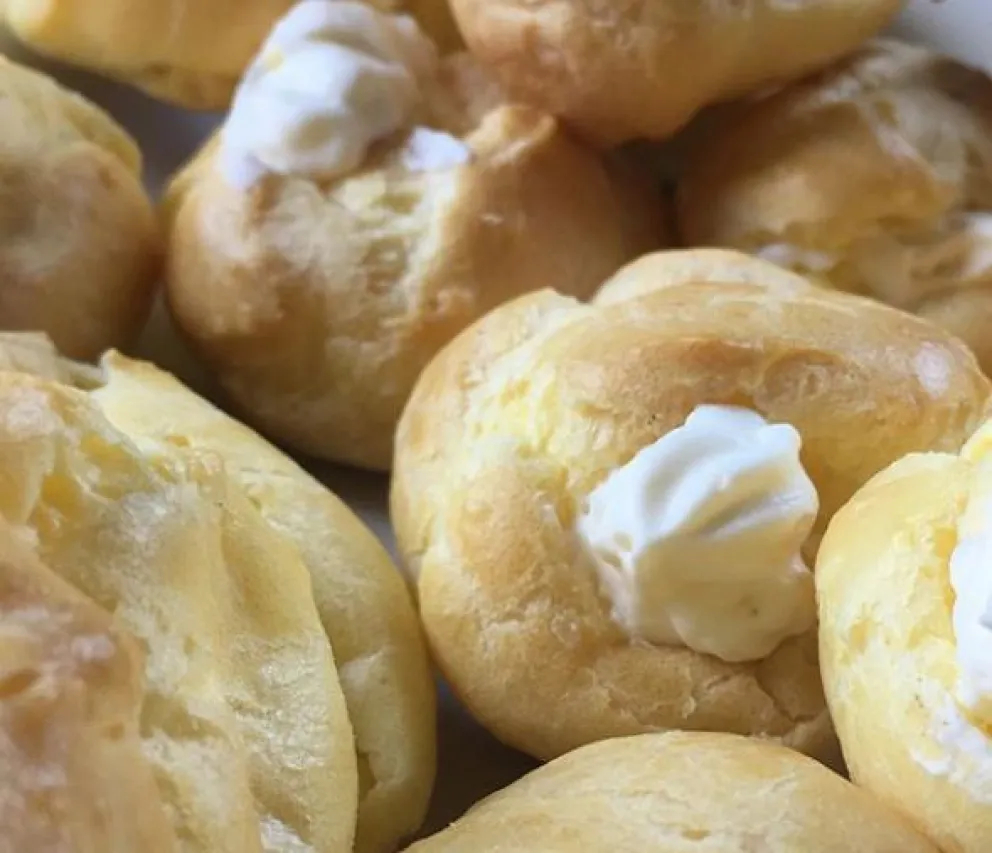 Clásicos que no pasan de moda: Bombitas de crema rellenas