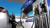 Murer analiza aplicar una tasa por litro de combustible para solventar el subsidio al transporte público