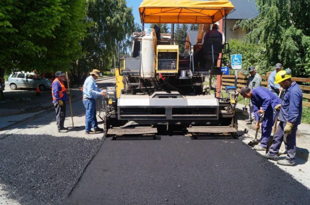 Provincia proyecta un programa de aportes reintegrables para obras de asfalto en distintas localidades