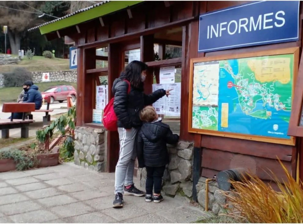 Robet aseguró que el municipio trabajará para que sea más fácil habilitar viviendas como Att