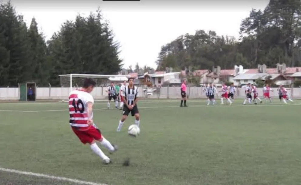 La liga Quetrihue: Se juegan las semifinales de la primera,  femenino y veteranos