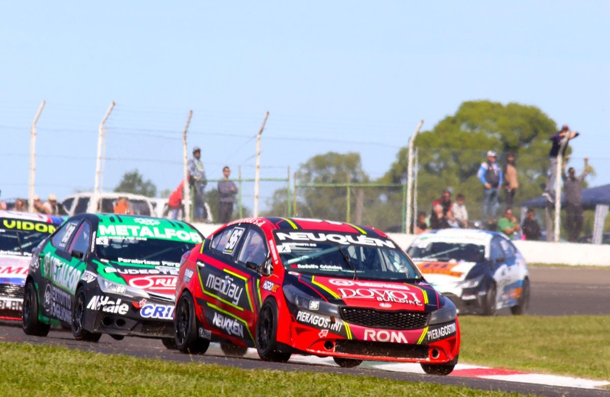 Automovilismo: El motor le dijo no a Benvenuti en Paraná 5 lg - Central Tire