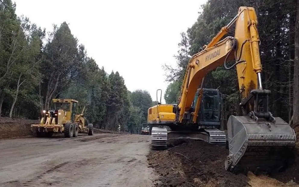 Quieren asfaltar 4 kilómetros de la ruta a Traful  antes de la veda climática