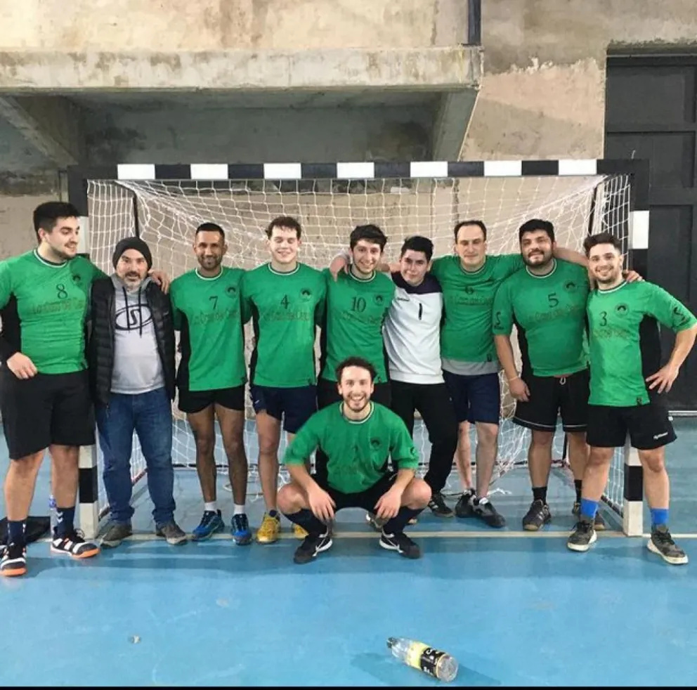 El handball de mayores comienza sus amistosos en busca de llegar a la competencia regional