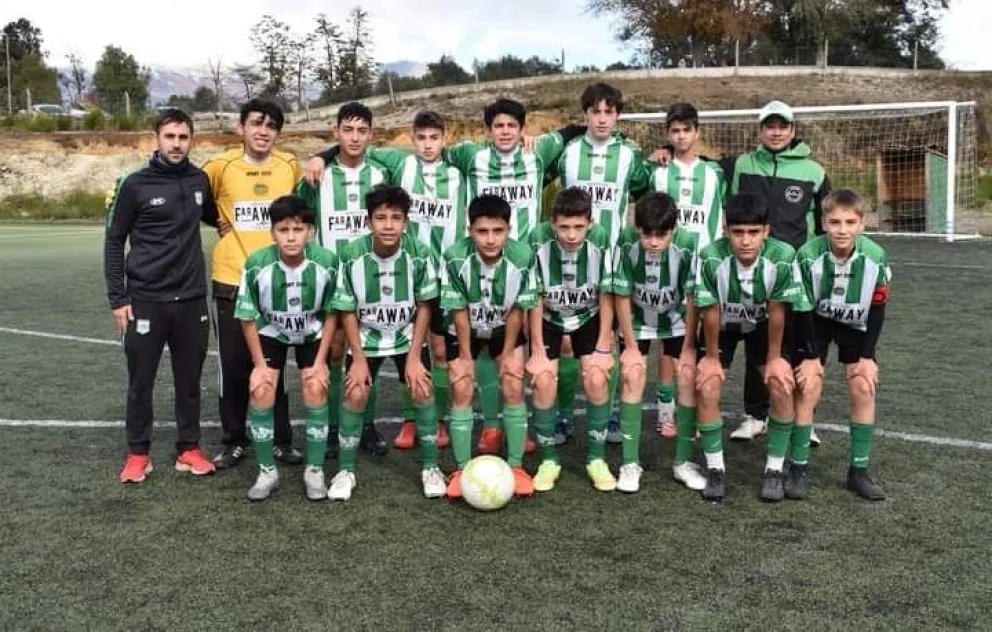 Fútbol: Piedritas va por la triple corona
