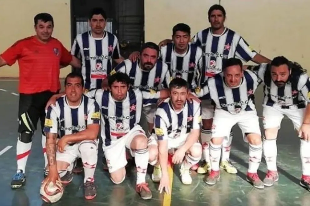 Futsal: El senior del Depo, último campeón, volvió de Bariloche con una victoria ajustada