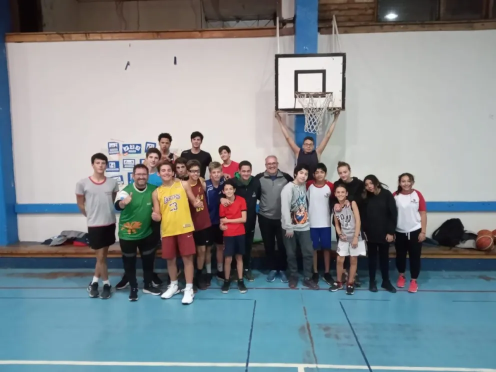 Basquet: Carpinteros del Sur fue parte del programa de promoción y desarrollo del ministerio